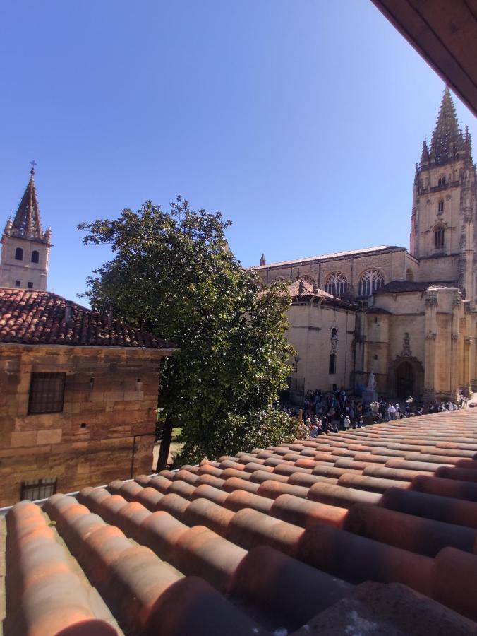 Alojamiento Oviedo 2 Con Parking Eksteriør bilde